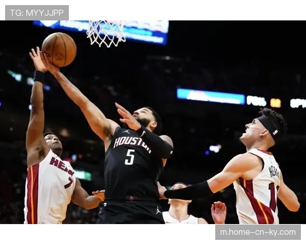 申京16分5失误攻防遭文班压制，火箭内线核心遇强则弱